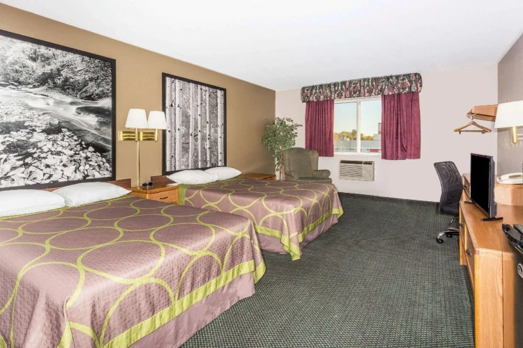 Standard Quadruple room