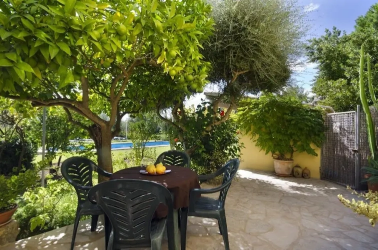 2 Bedrooms Family Villa with pool view