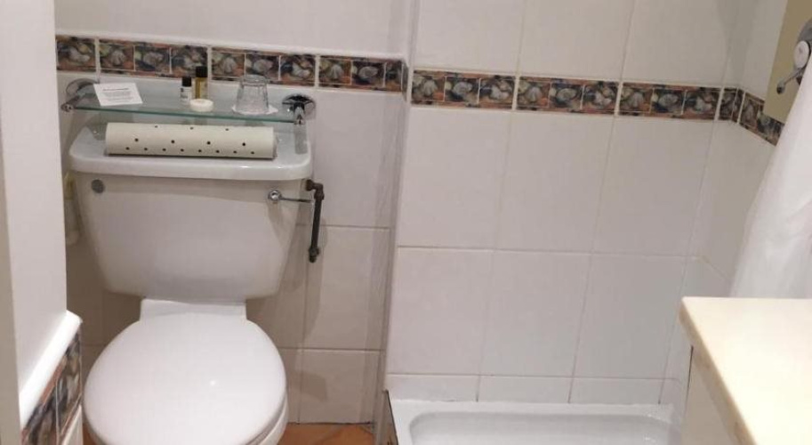 Leeson Bridge Guesthouse