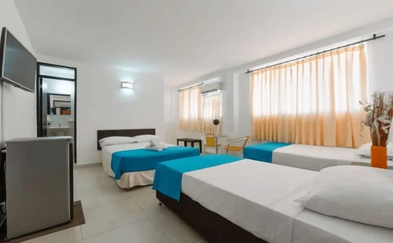 Standard Triple room