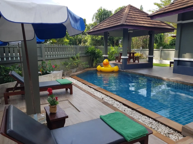 2 Bedrooms Villa