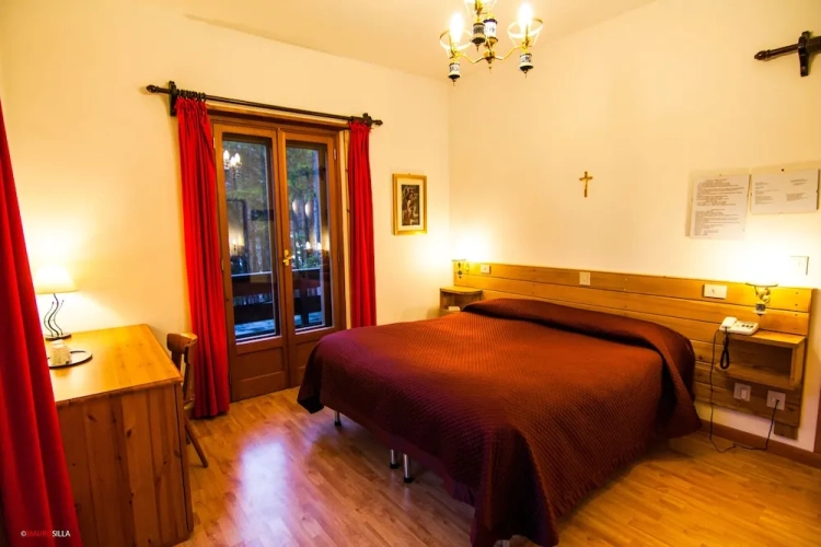 Standard Double room with balcony