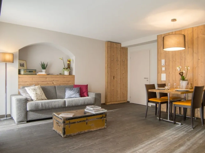 2 Bedrooms Grand Apartment