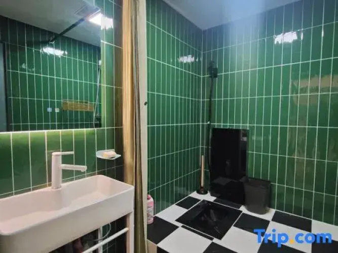Timing Hostel