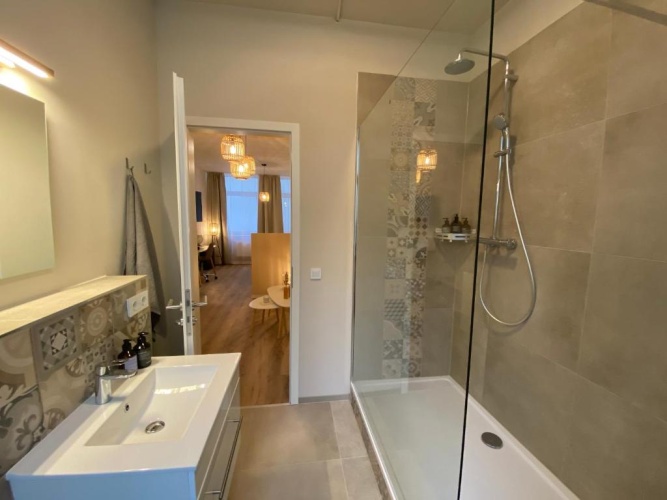 1 Bedroom Double Apartment