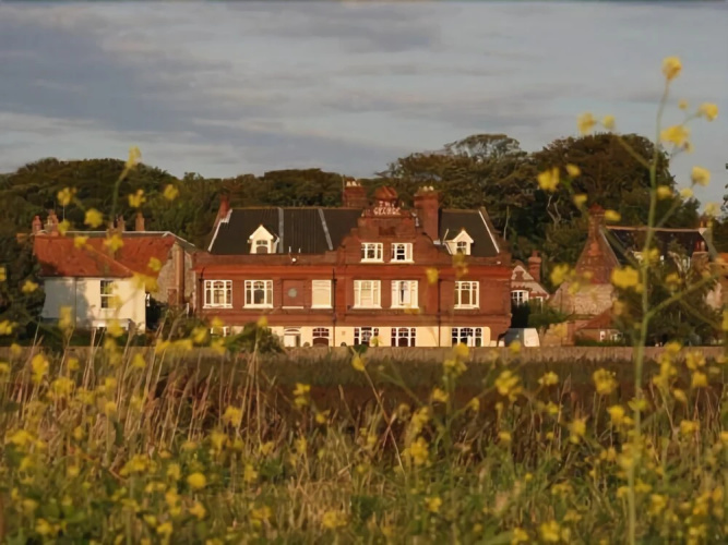 The George Hotel