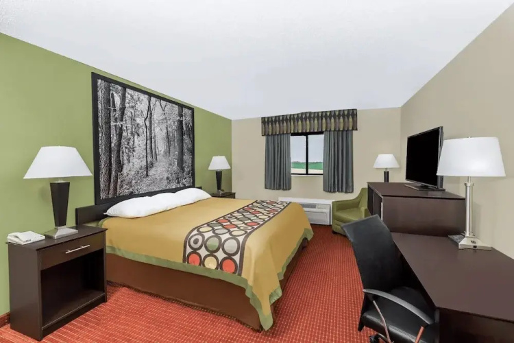 Western Inn & Suites