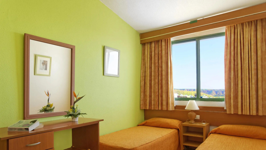 Apartamentos Monteparaiso