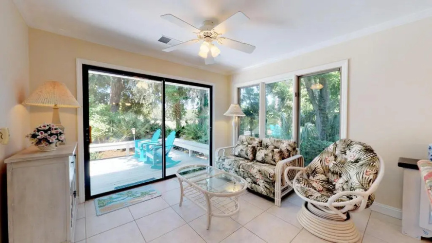 32 Heath Dr