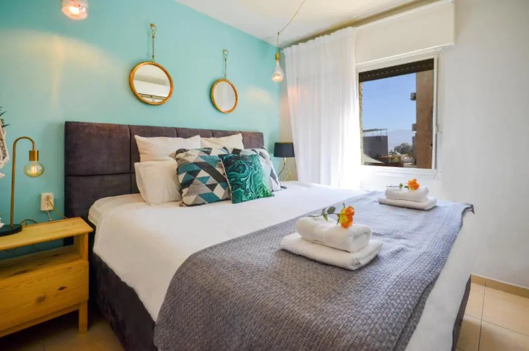 Stylish 2BR Apartment with Balcony - Yalarent