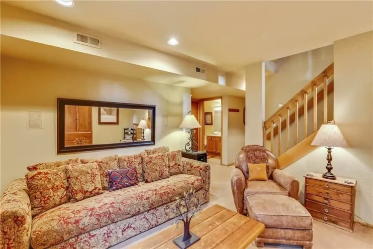 3 Bedrooms Cottage