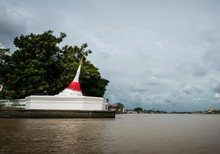 Buddy Oriental Riverside Pakkret Hotel Overview