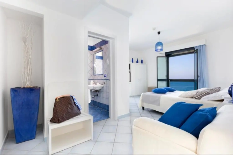 Superior Double room with sea view