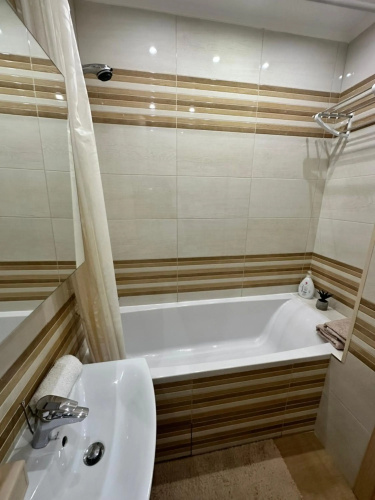 Apartment 1, Podilya