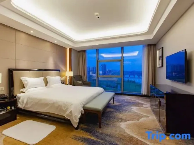Deluxe Double Suite