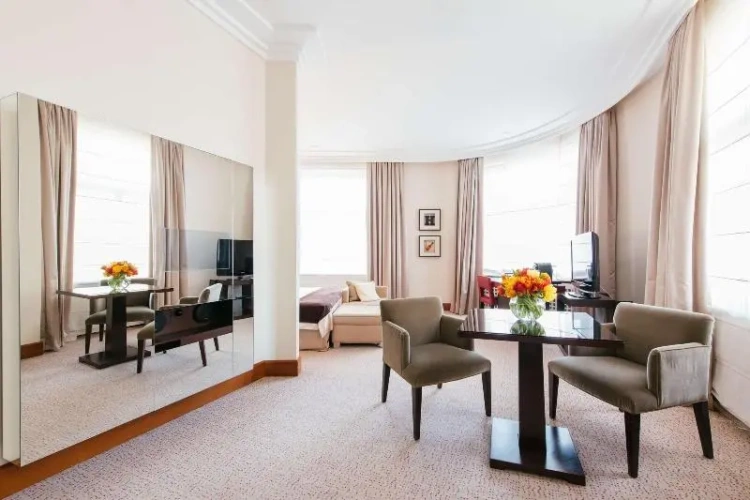 Double Junior Suite with historical city view