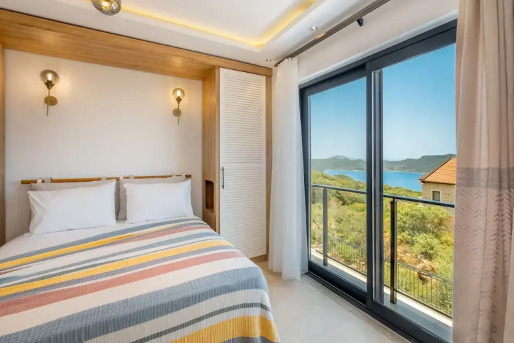 White Garden Villas