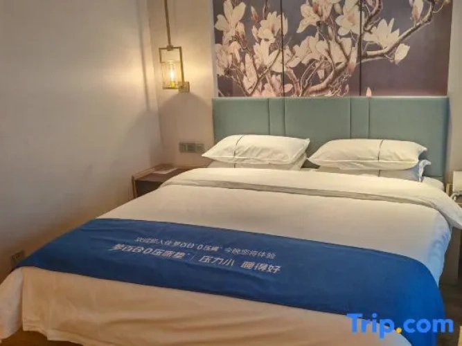 Deluxe Double room with view