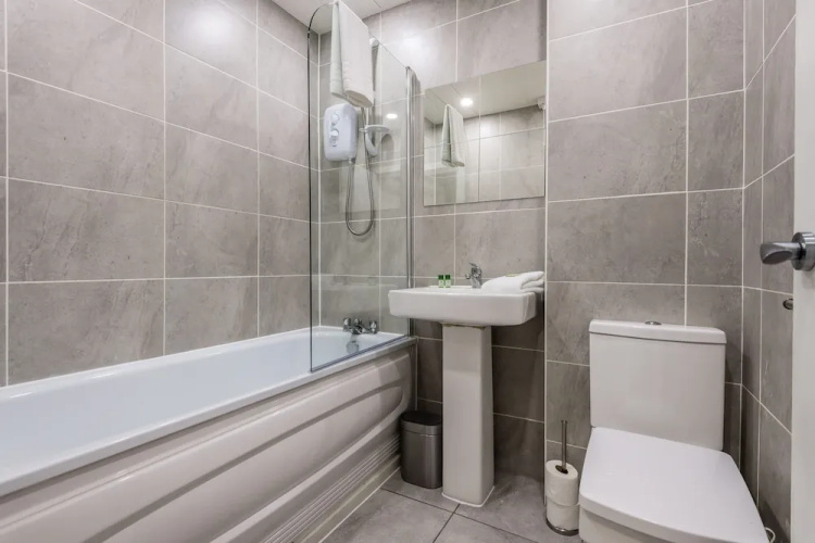 Host Stay Catharine Quarters