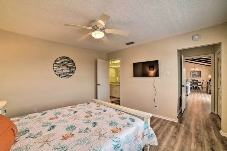 Private Dock: Charming & Spacious Rockport Abode!