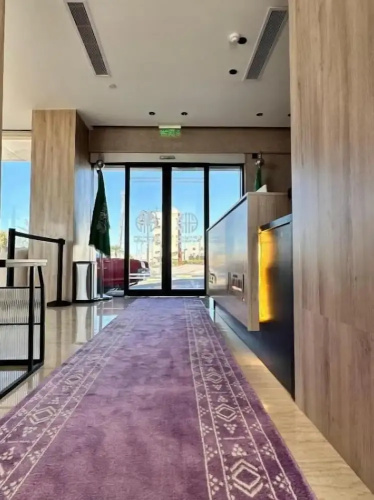 Hyatt Town 4