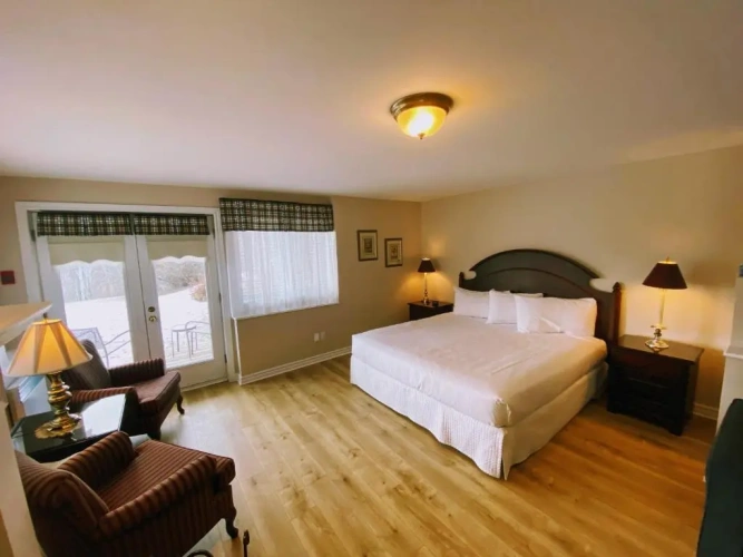 Standard Double room with view