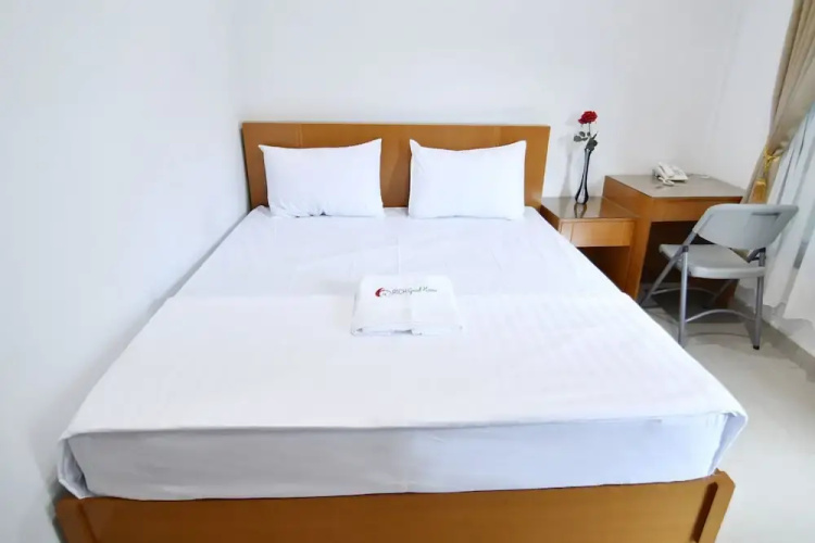 Rich Guesthouse