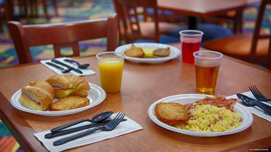 Best Western Plus Kendall Hotel & Suites photo 13