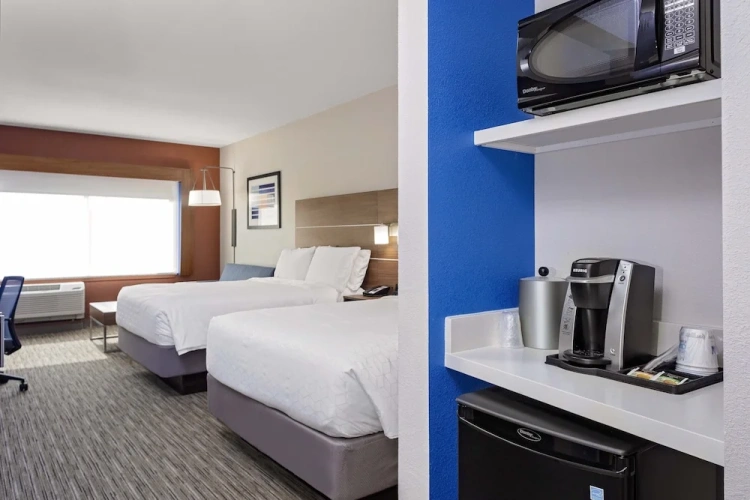 Quadruple Suite