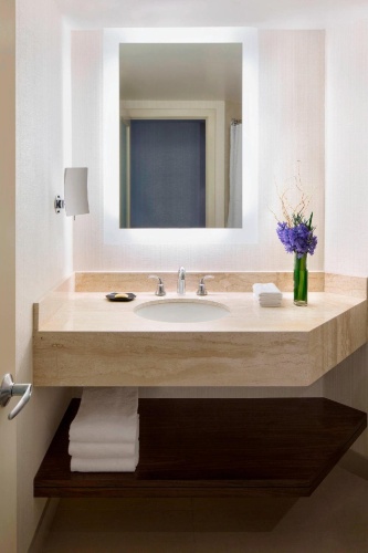 Sheraton Vancouver Wall Centre photo 12