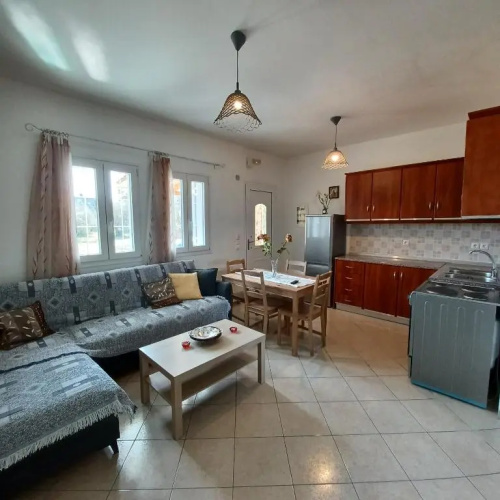 Eleonas Apartment 1, Lygia