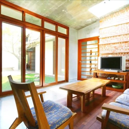 Chang House