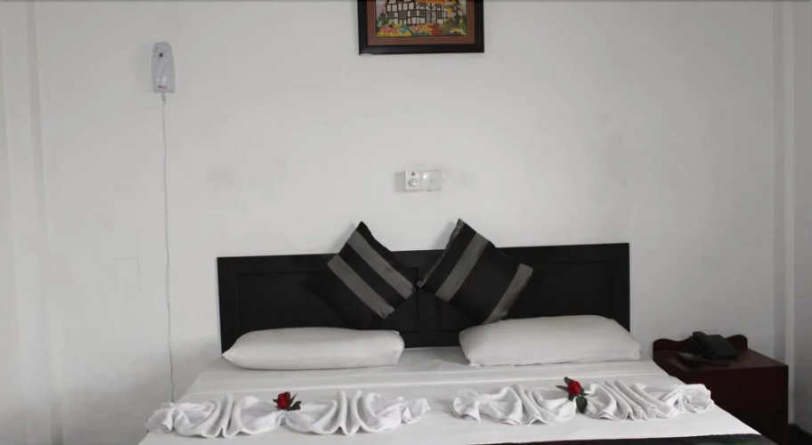 Nathaliya Transit hotel CMB