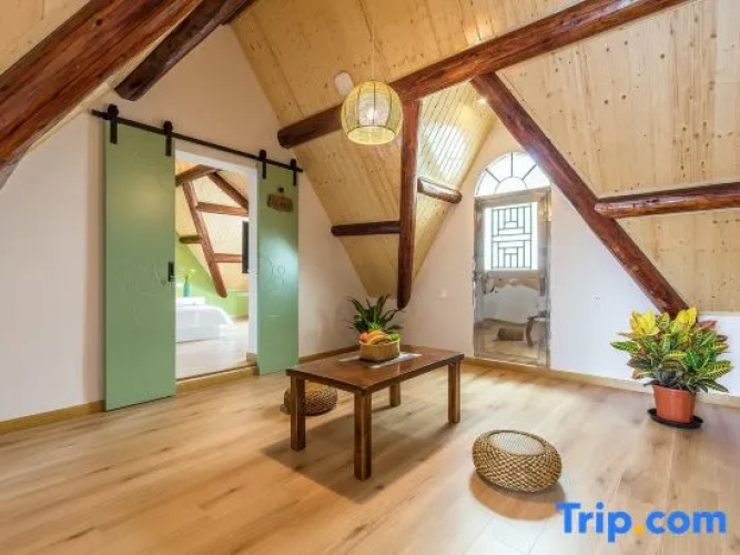 Zhonglixun Guesthouse