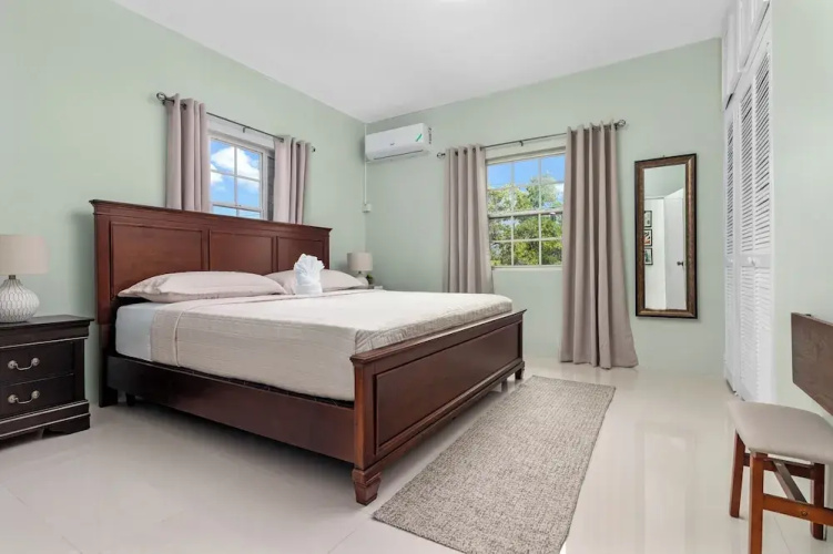 3rd Floor Condo Tower Isle 24hr Security