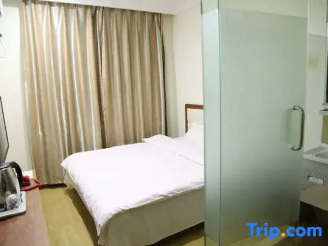 Siping Liangyou Hotel