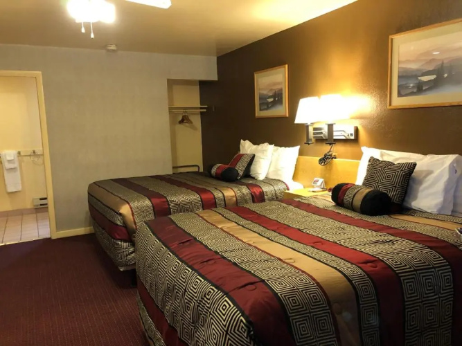 Scottish Inn