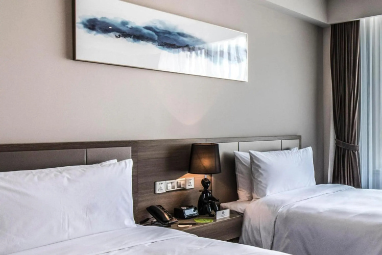 Q-Box Hotel Shanghai Sanjiagang