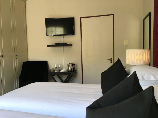 Calais Guest House