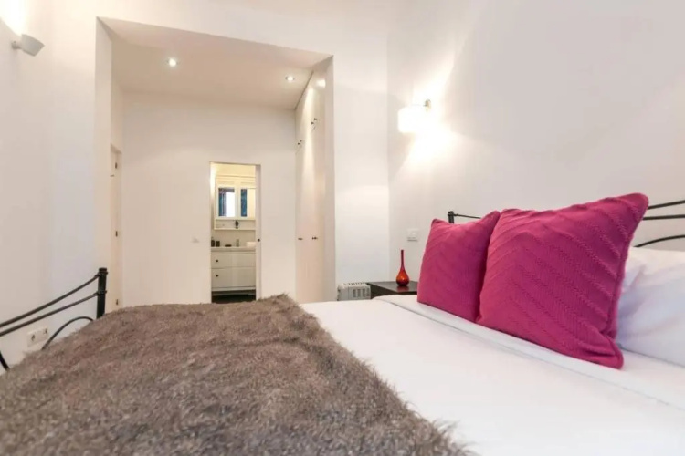 Barcelonaforrent Alessandra Central Ramblas Apartment