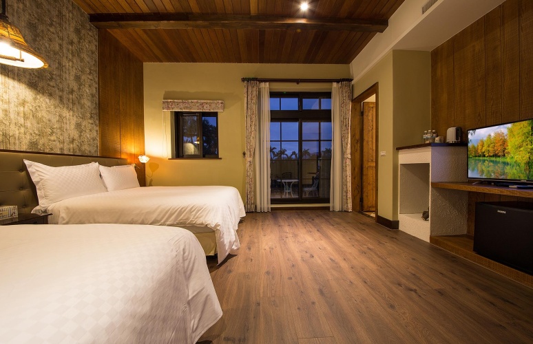 Deluxe Quadruple room