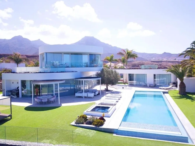 Villa