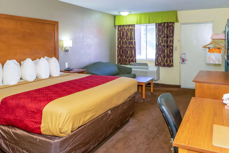 Park Inn Weldon – Roanoke Rapids