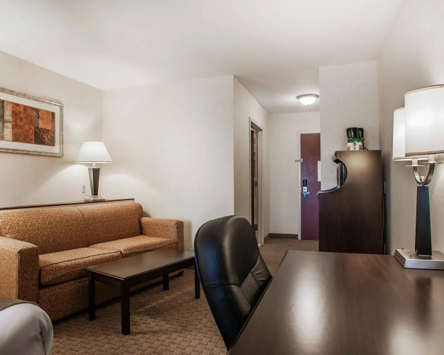 Comfort Suites Mahwah - Paramus