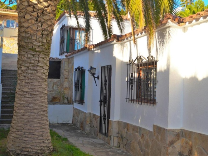 Standard Villa
