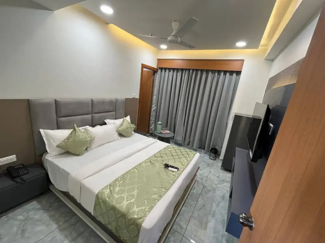 Hotel Melbourne Gandhinagar