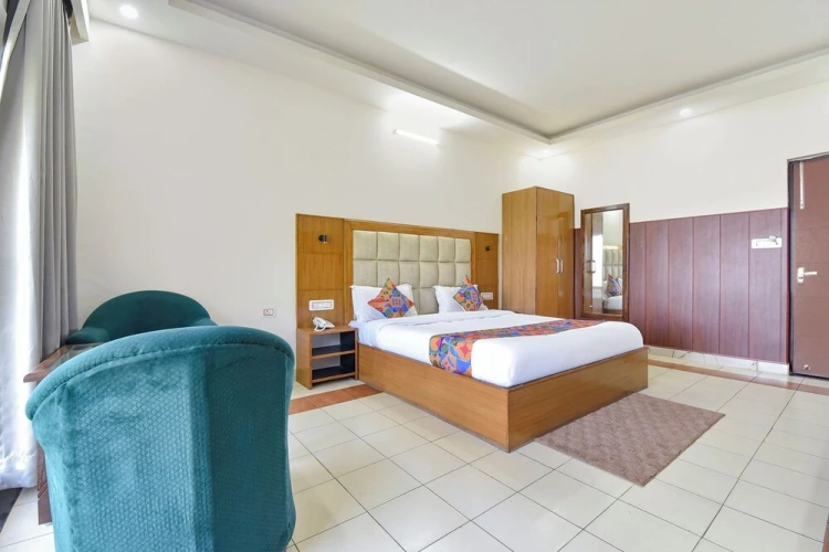 Premium room