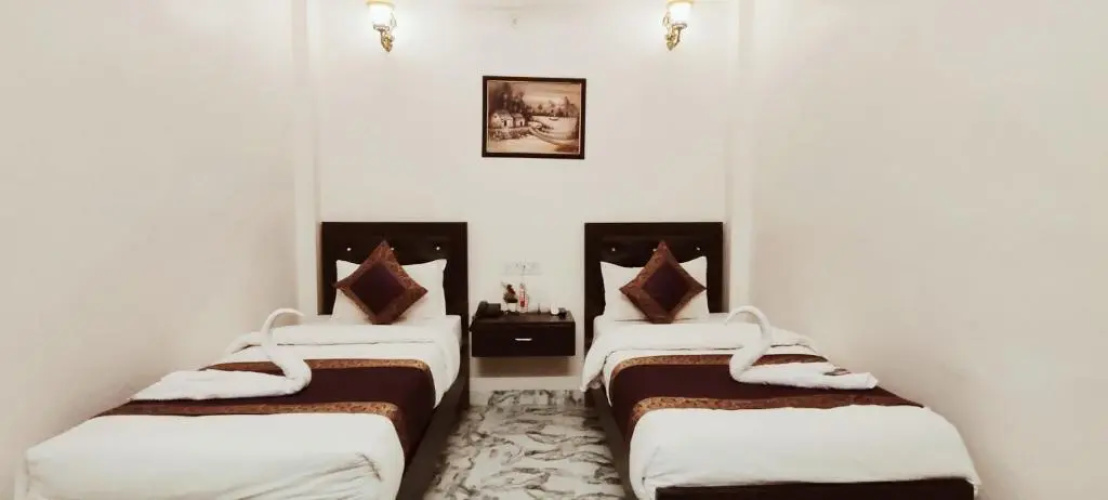Hotel Royal Shantii Inn