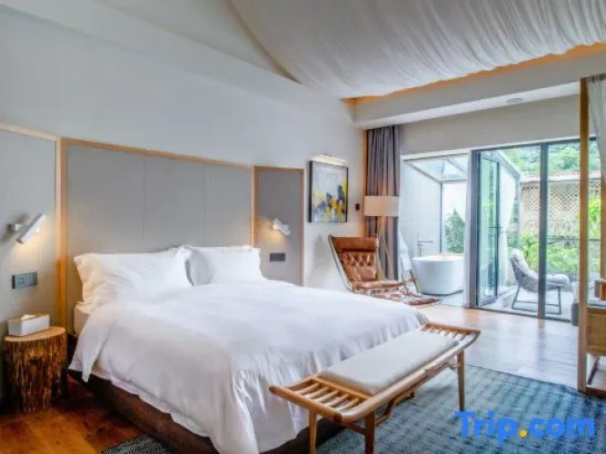 Standard Double room with mountain view