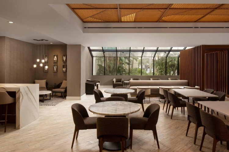 Standard Quadruple Club room